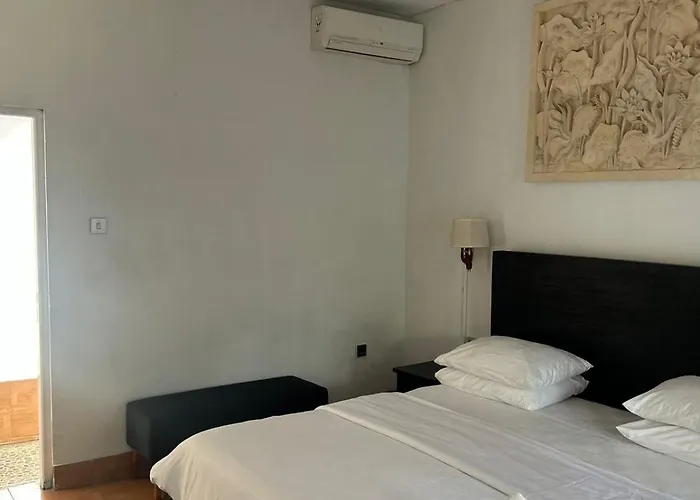 Yoga House Bali Lodge *